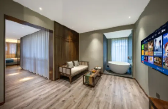 Kaifeng Millennium City Park Gulou Public Square | Yuhefu Classical Garden Resort Hotel