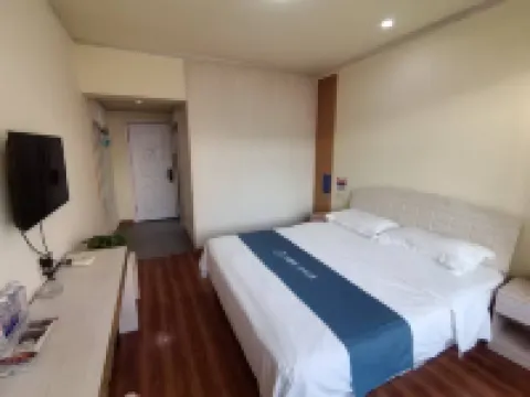 Home Inn Huayi Select Hotel (Nanpi Xinhui Commercial Building) Hotels in Nanpi
