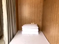 Grand Hyatt Hotel B&Bs - 2성급