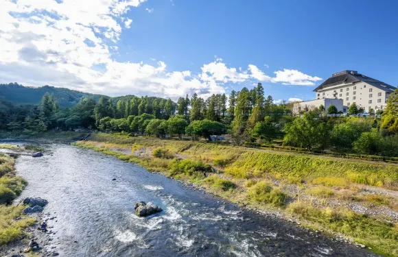 青梅龜之井酒店