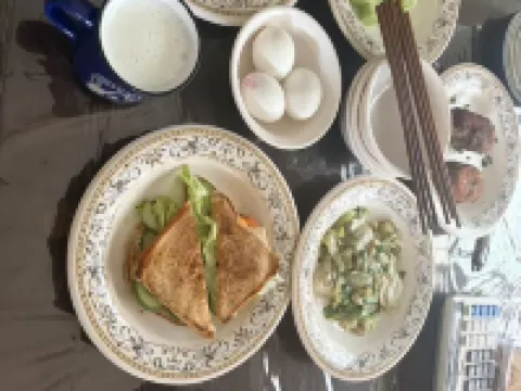 WhiteHouse Karachi โรงแรมในการาจี