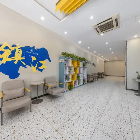 7Days Inn Chain Hotel (Zhenjiang Railway Station)