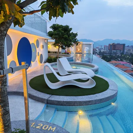 The Stallionz Classy Suites by LH