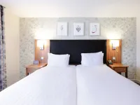 Gloucester Robinswood Hotel by Sunday 글로스터 디스트릿 호텔