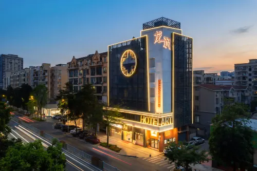Longzhu Hotel (Qinghuiyuan Overseas&OCT Harbour PLUS)