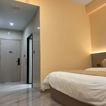 Haoting Apartment (Maoming High-Speed Railway Station)