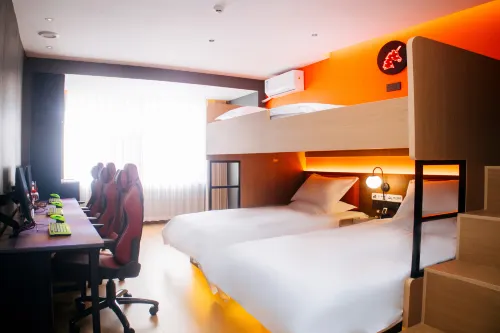 Wukong E-Sports Hotel (Linfen Xi Xiaoxitian Scenic Area)