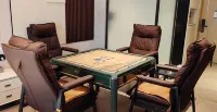 Manhattan International Hotel Apartments（Close to Gongbei port）