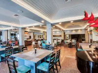 Hua Hin Grand Hotel and Plaza Hotel dekat Dermaga Hua Hin