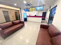 Smile Hotel Damansara Tropical Hotels near The Strand Mall