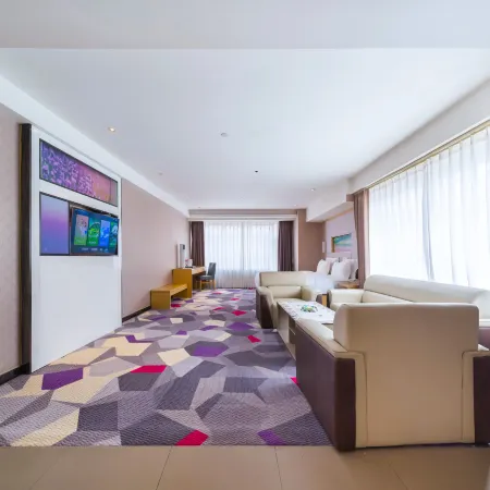 TongXin International Hotel
