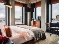 Sir Adam Hotel, part of Sircle Collection Hoteles cerca de Mirador A'DAM Lookout
