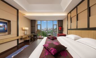 Longdu Jingyi International Resort Hotel (Ethnic Culture Park Branch)