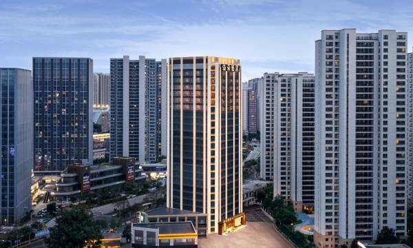 Qingdao Xinduxin CapitaMall Changsha Road Atour Hotel