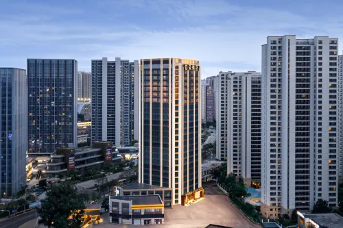 Qingdao Xinduxin CapitaMall Changsha Road Atour Hotel - New