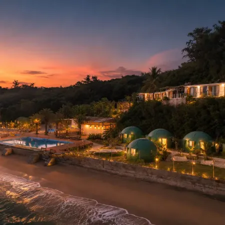 21 nautical miles·Bed Island Beach (Weizhou Island Colorful Beach Branch)