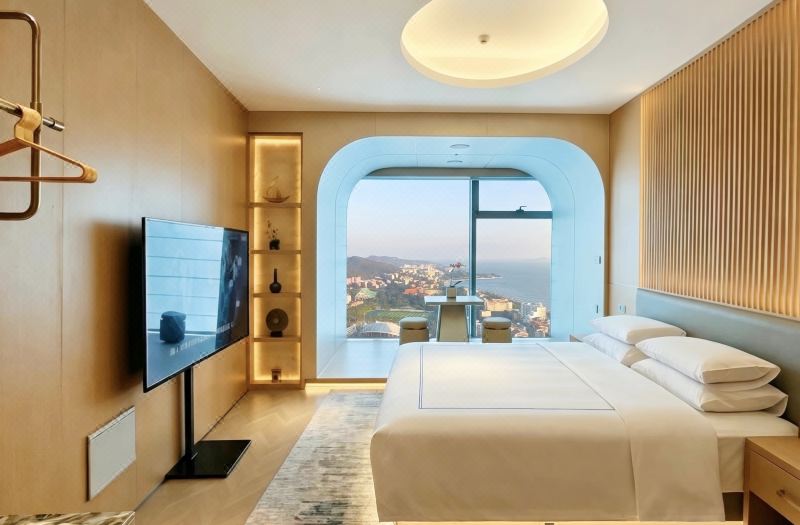 Small Luxury Courtyard · Light-Stay Seaview Designer Boutique Stay (Twin Towers Branch)