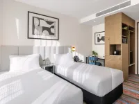 Brady Hotel Elizabeth Street Hotels near Target Centre Melbourne