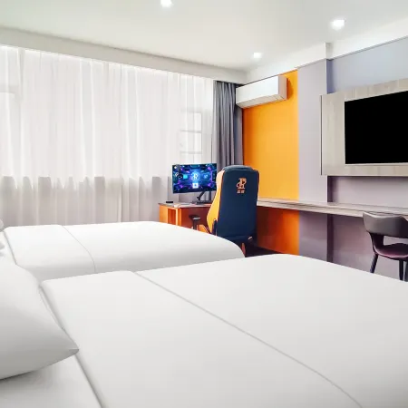 Bense E-Sports Hotel (Zhanqiandong Road)