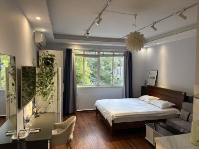 Manzhi Celebrity Hostel