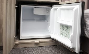 1. 호텔 루트 인 ..