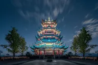 Qianhe Zhixuan High-View Hotel (Jiefangbei Hongyadong)