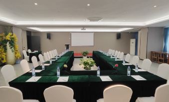 M Bomanwan Hotel (Shaoxing Passenger Transport Center Lu Xun Hometown)