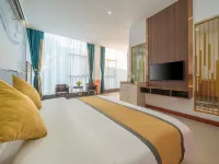Pingxiang Aiheli Haijing Hotel (Pingxiang Station Redwood Finished Product Trading Market) Hotels in Pingxiang