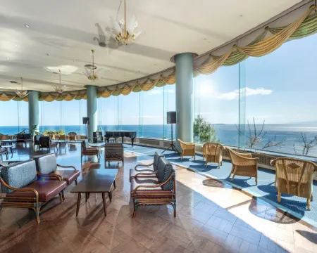 โรงแรมนิว อากาโอะ โรงแรมในอะตะมิ