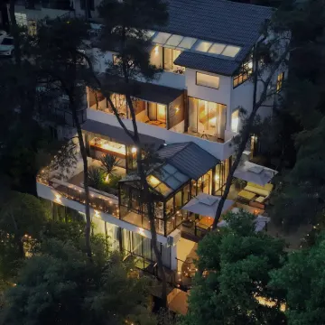 REVE HOUSE Hotels near Nanshan Botanical Garden