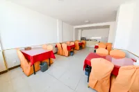 โรงแรมโฮมอินน์ เพบเบิล (สถานีรถบัสฉีเซีย) - พร้อมอาหารเช้า