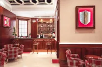 Treasure Hotel - Quầy bar