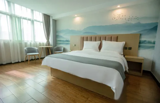 派柏•雲酒店（延津十字街店）