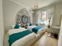 Yining Qingjushe Homestay
