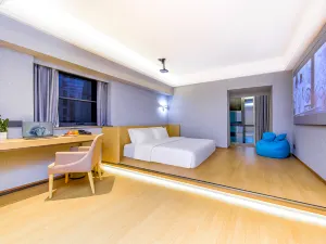 Xinhai International Hotel (Xichang Bohai 17 Degree Branch)
