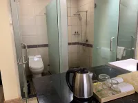 Zunhuang Xiangxing Hotel (Liuzhou Bailian Airport Branch) - Jacuzzi