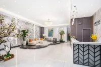 Dalian Haiqingtian Hotel (Xinghai Square)