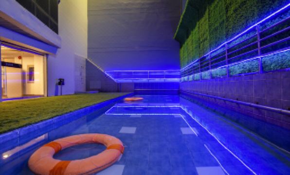 Hotel Sarina