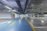Vienna International Hotel (Zigong Lantern Park Fanhua Branch) - parking