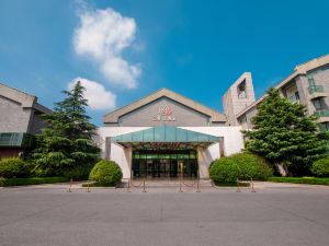 Grand Cloud View Hotel