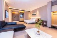 GELI Hotel (Hepu Meirenyu Square)