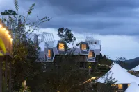 Trip.com Group Country Retreats (LanCang Laodabao Joint Resort) Hotels near The Old Bulang Ethnicity Village of Wenji