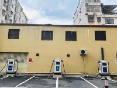 Vienna Hotel (Ganzhou Xinfeng High Speed Railway West Station) Hotels in Xinfeng