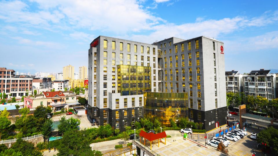 Jinzhou International Hotel (Jingkang Building)