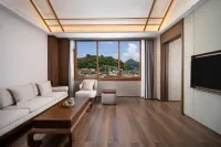 Tongren Zhongnanmen Ancient City·Fengyi Fanju Hotels in Tongren