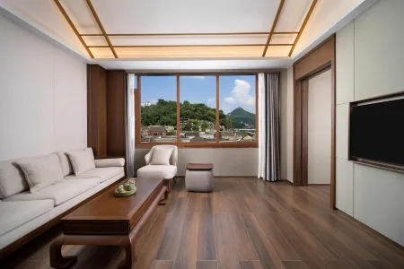 Tongren Zhongnanmen Ancient City·Fengyi Fanju Отели рядом с достопримечательностью «Ming Paradise»