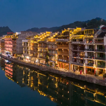 Zhenyuan · Not Late Romantic Panoramic Private Soup Designer Vacation Homestay