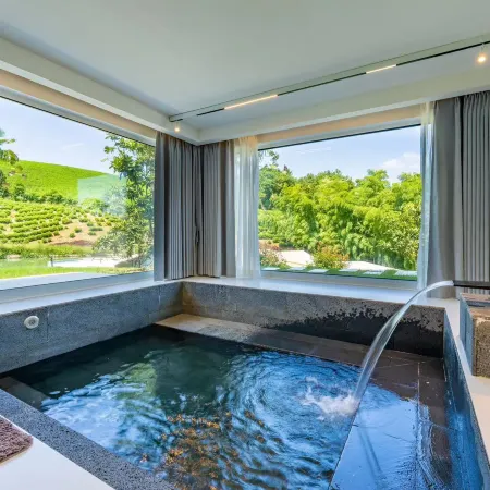 Date One Hot Spring Resort Hotel