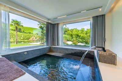 Date One Hot Spring Resort Hotel