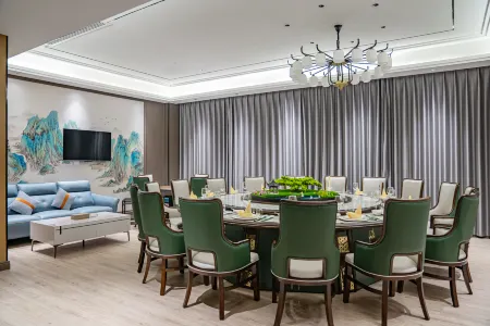 GtEL Hotel (Nanzhang High-Speed Railway Station) Отели рядом со станцией Nanzhang Railway Station